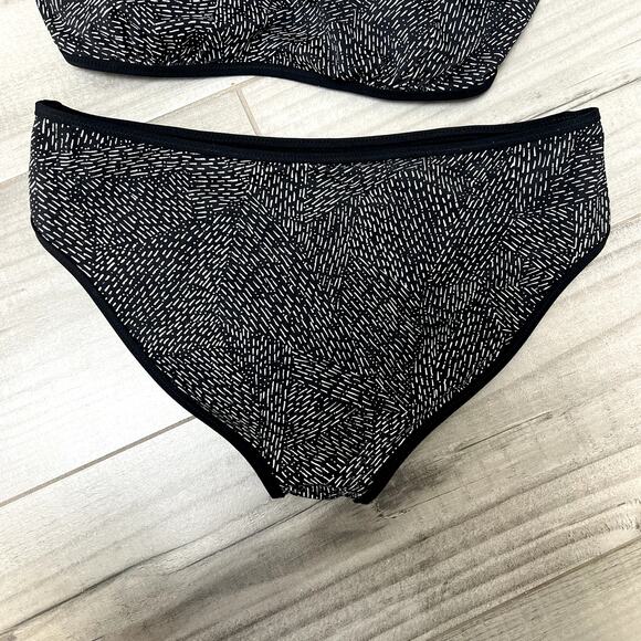 Athleta Bikini Swimsuit Bikini Chest Underwire Support 34D/DD Small - Picture 2 of 7